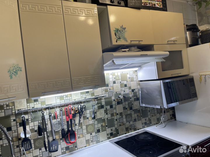 Кухонный гарнитур угловой бу