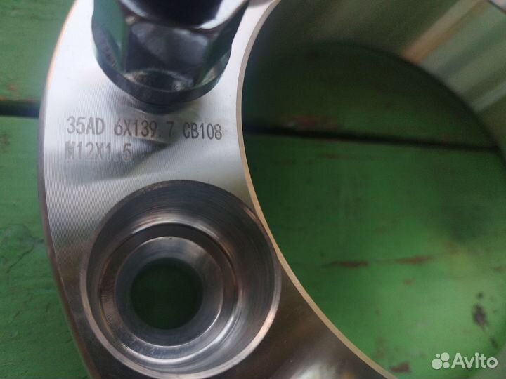 Колесные проставки 6х139,7