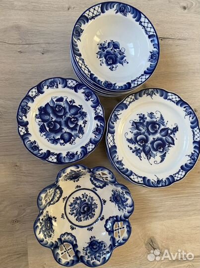 Набор столовой посуды гжель