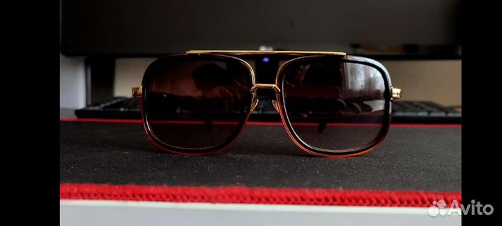 Солнцезащитные очки