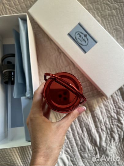 Prada аксессуар