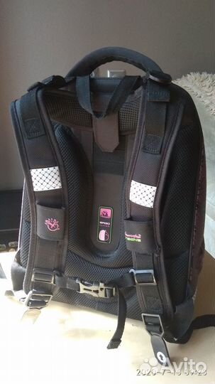 Школьный ранец Hummingbird