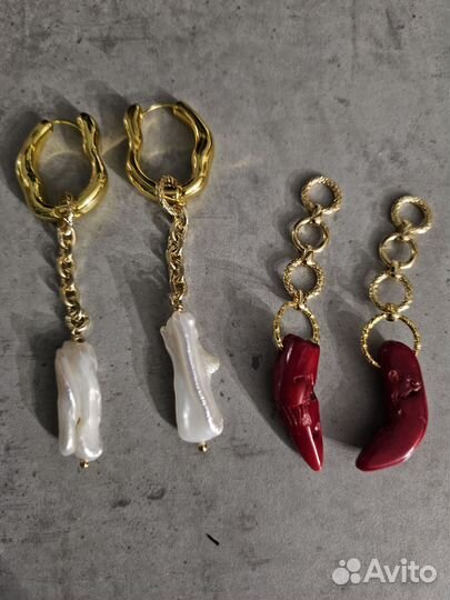 Серьги конго с подвесками из жемчуга и коралла