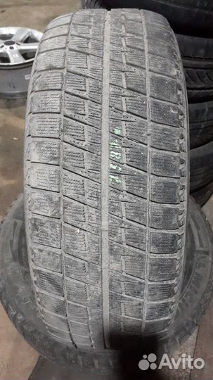 Bridgestone Blizzak Revo2 215/60 R16