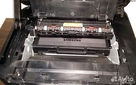 Крышка средняя Samsung 3200 JC95-01231A