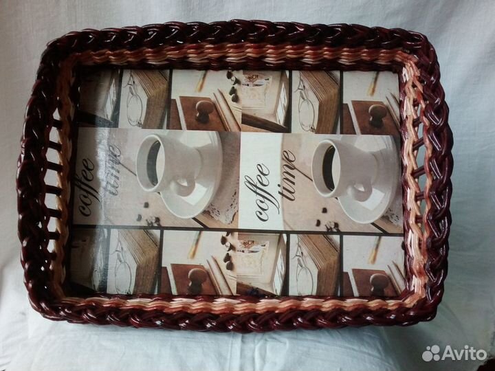 Плетёные подносы