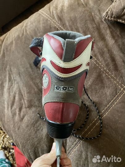 Женские коньки 37р