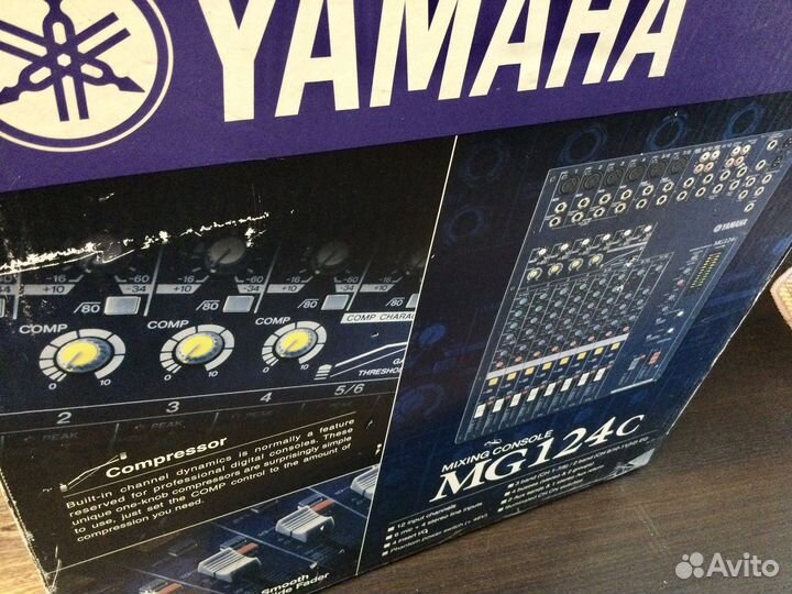 Микшерный пульт Yamaha MG 124C (новый)