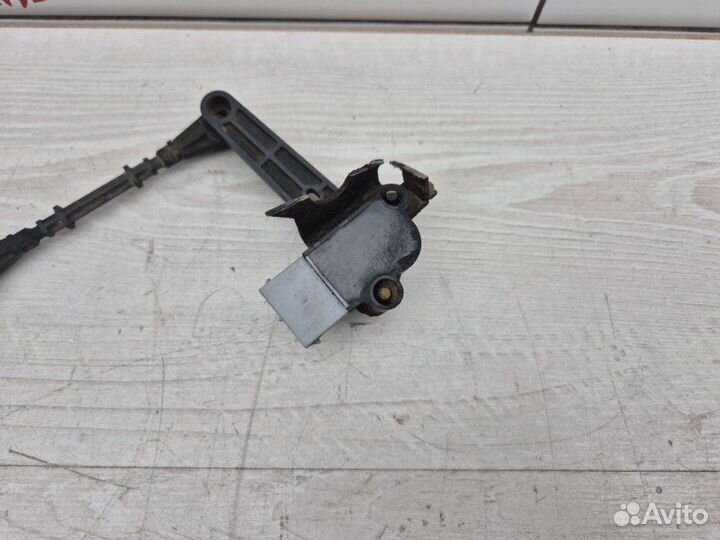 Датчик клиренса задний Land Rover Range Rover L322