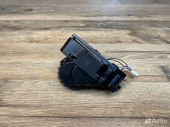 Колесо правое (R) Tefal Serie 60. Black