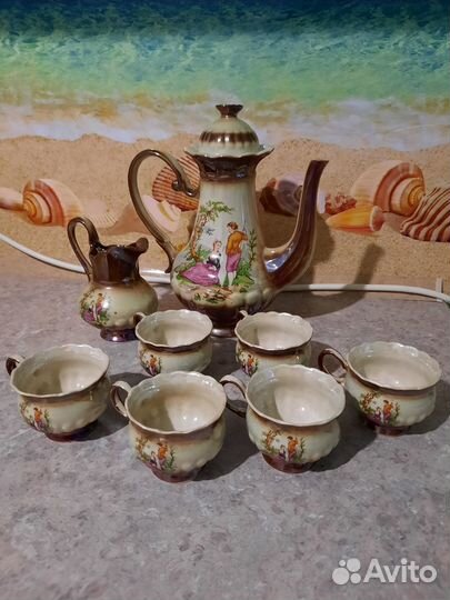 Продам кофейный сервиз на 6 человек