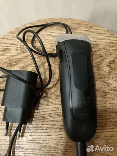 Машинка для стрижки волос наголо.braun.Рабочая