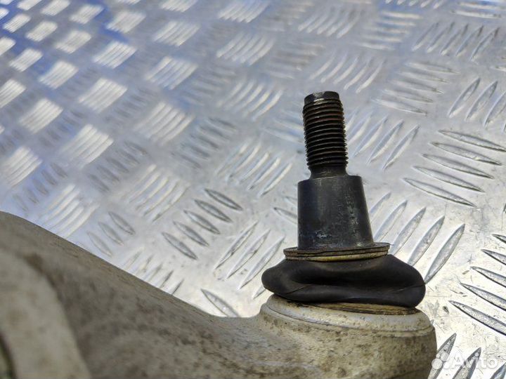 Рычаг передний правый Volkswagen Touareg 3.6 BHK