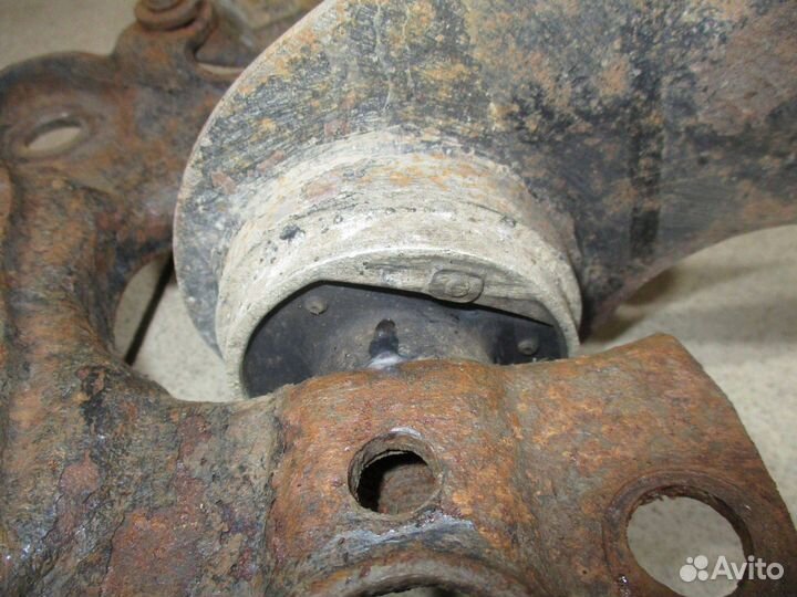 Рычаг задний продольный правый Opel Vectra C