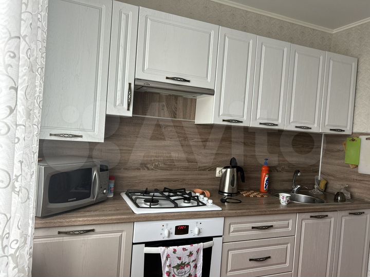 2-к. квартира, 55 м², 7/10 эт.