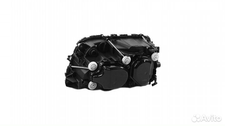 Фара головного света правая MB actros MP3 2008