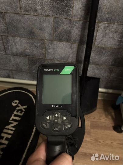 Металлоискатель nokta makro simplex lite