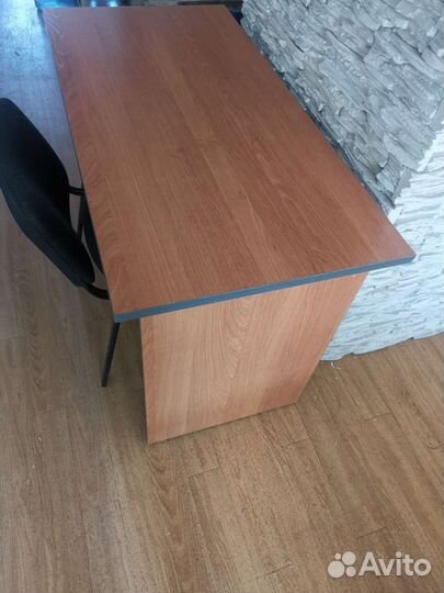 Стол и стул