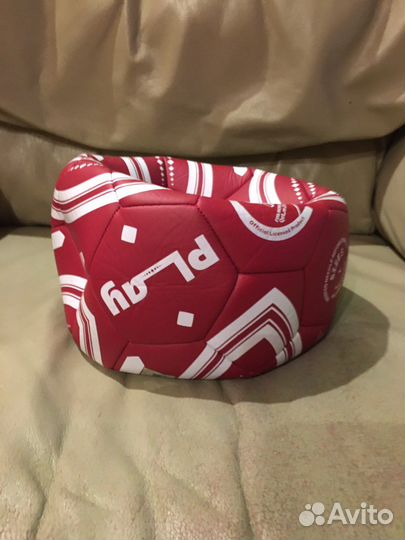 Футбольный мяч