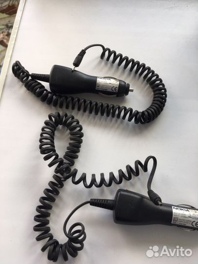 Автомобильная зарядка для телефона Nokia