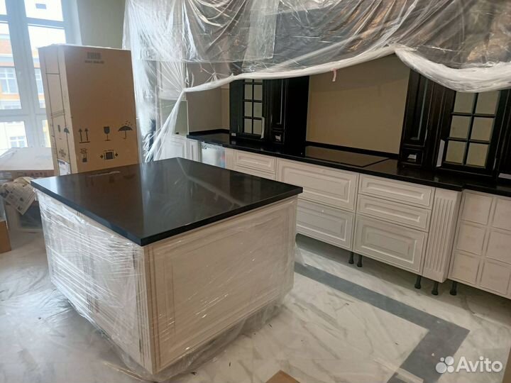 Столешница из акрилового на заказ