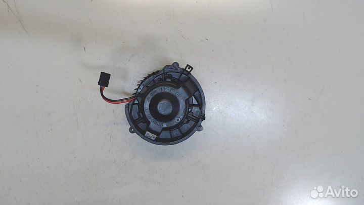 Двигатель отопителя BMW i3, 2015