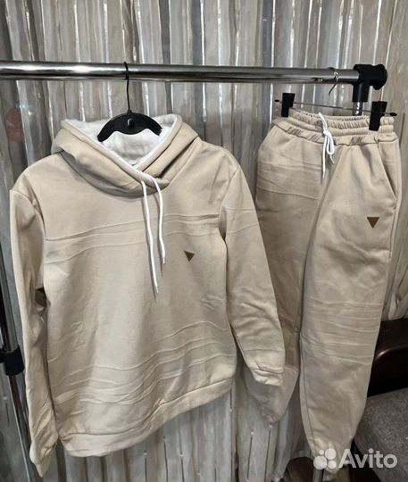 Спортивный костюм утепленный