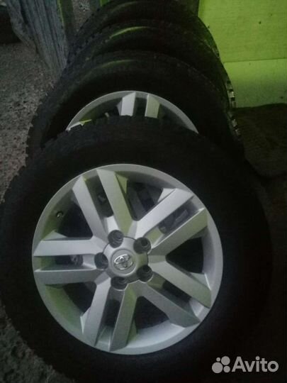 Continental ContiIceContact 4x4 225/65 R17