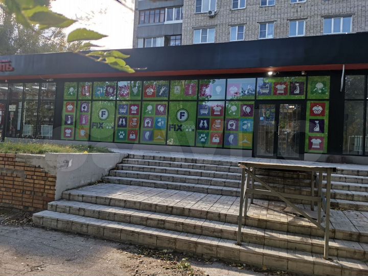 Помещение с отд. входом и новым ремонтом, 62.2 м²