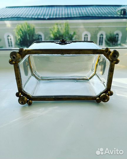 Шкатулка старинная