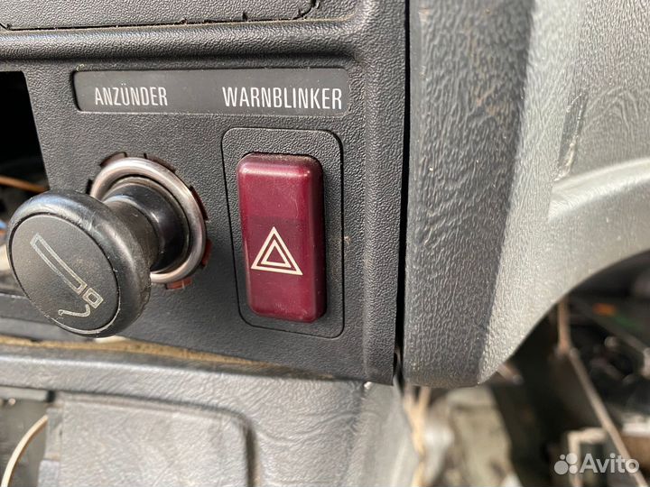 Кнопка аварийки BMW E23