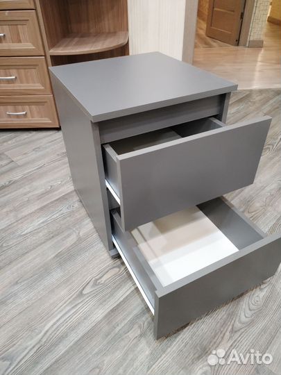 Тумба прикроватная