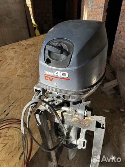 Лодочный мотор Yamaha 40 CV нога L