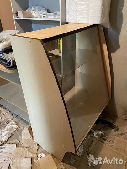 Витрина деревянная / стекло