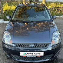 Ford Fiesta 1.6 AT, 2007, 128 000 км, с пробегом, цена 460 000 руб.