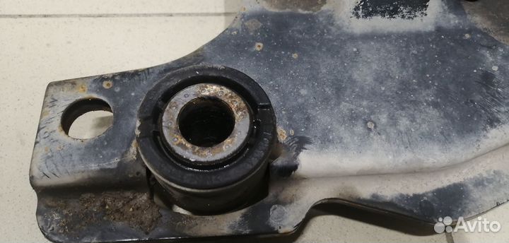 Балка подмоторная Focus II 2005-2008