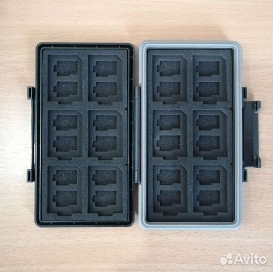 Футляр для карт памяти