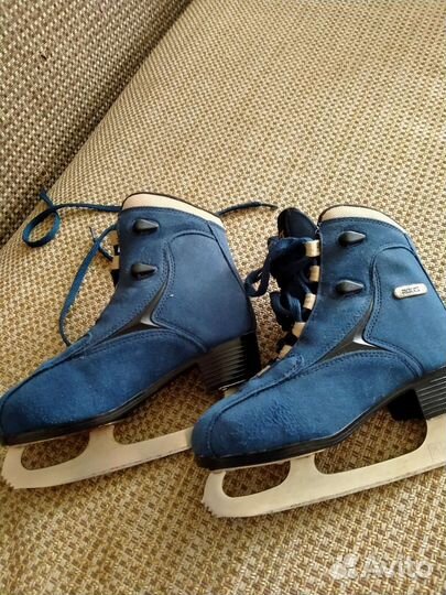 Коньки фигурные