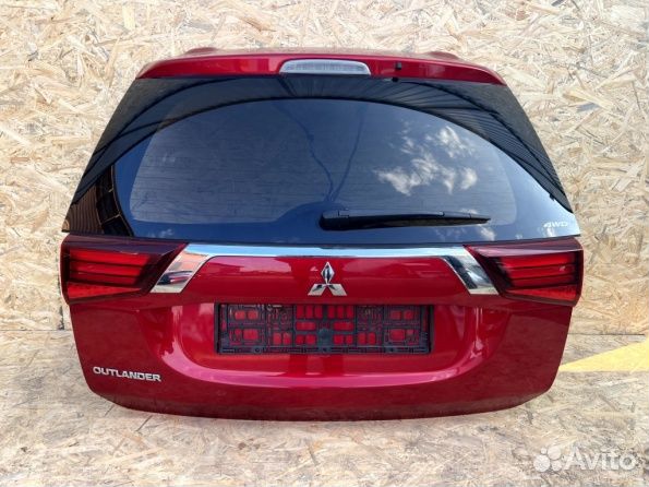 Крышка багажника Мицубиши Аутлендер 3