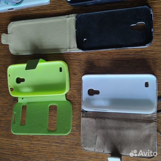 Чехлы для Samsung Galaxy S4 Mini