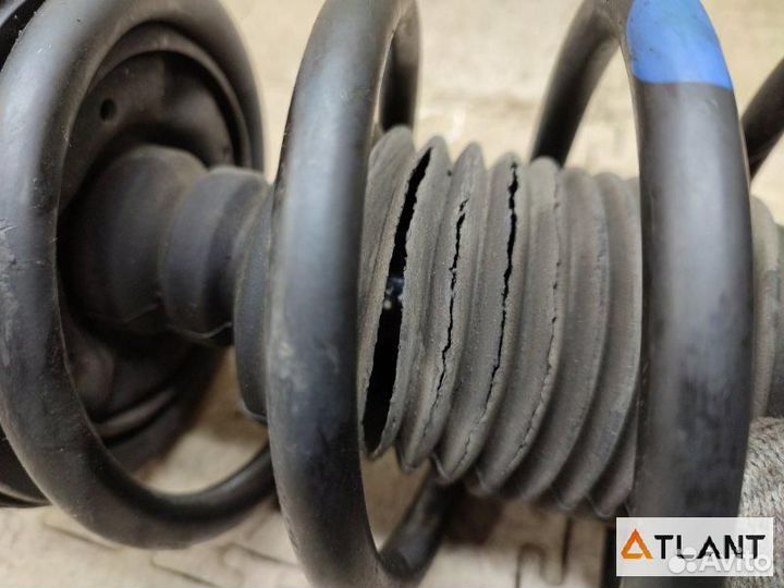 Стойка передняя левая toyota raum