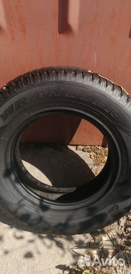 Goodyear Wrangler HP 225/75 R16