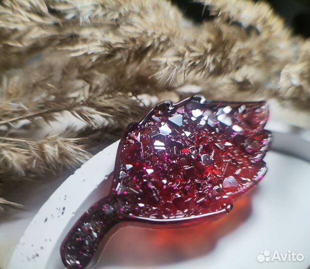 Брошь ручной работы