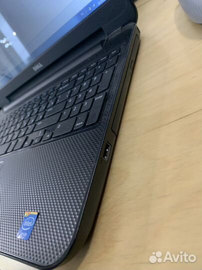 Dell inspiron 3521