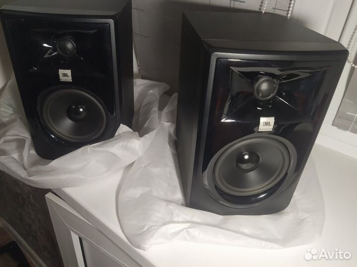 Студийные мониторы jbl 305p mkii