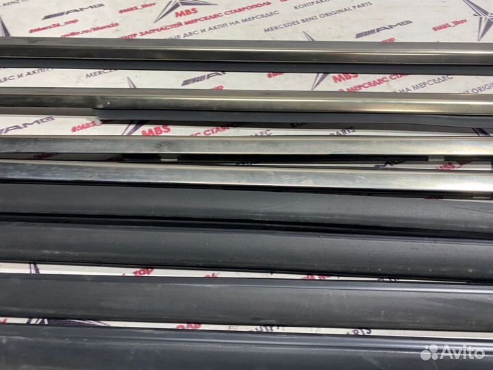 Молдинги стекол w211 Mercedes