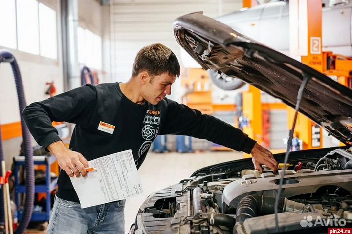 Менеджер по подбору запчастей на сто