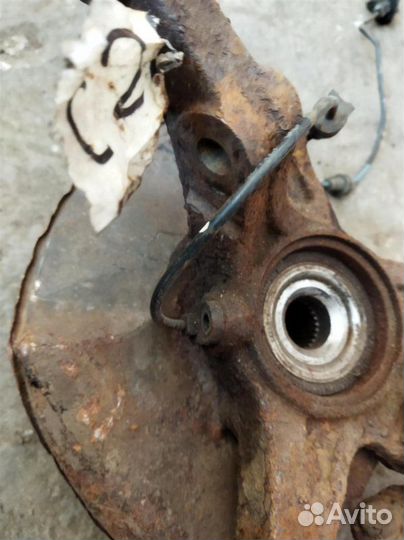 Кулак поворотный левый Honda Civic 4D 2006-2012