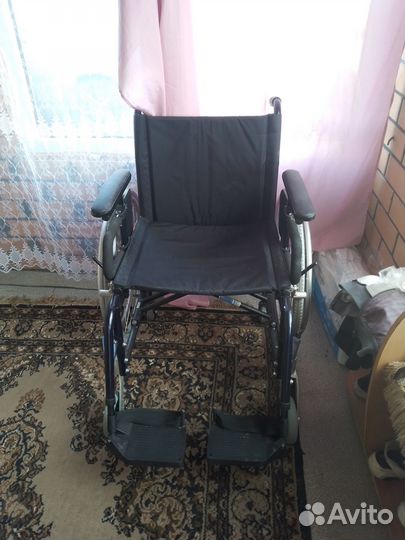 Инвалидная коляска