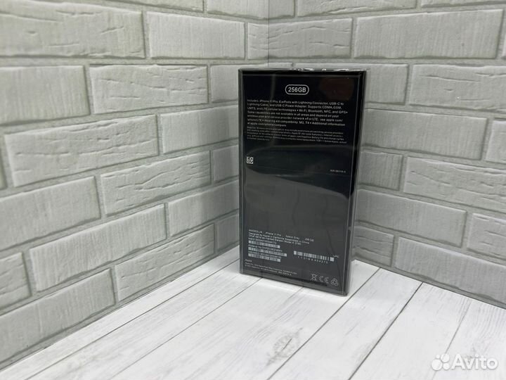 iPhone 11 Pro, 256 ГБ